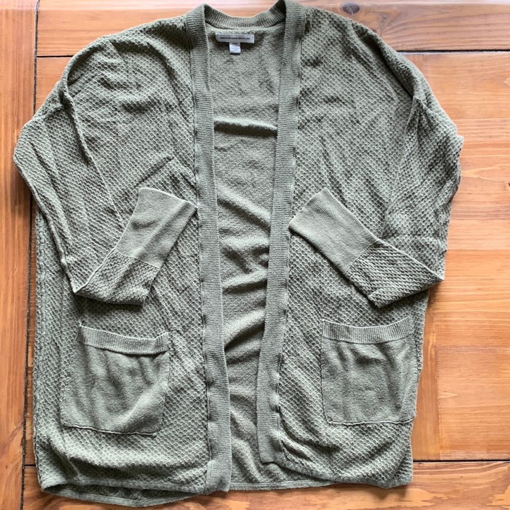 American Eagle Cardigan